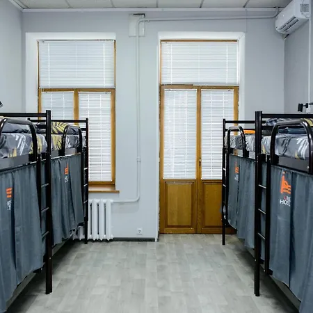 Hostel Uneed First Kiew